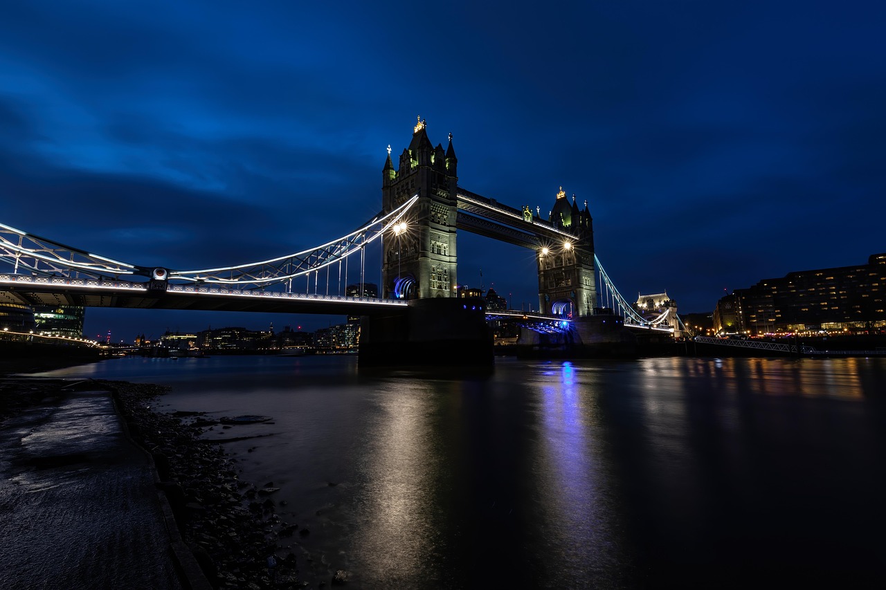 Tower bridge, river, london, river thames, london bridge, illuminated, night sky, england, bridge, tower, landmark, architecture, city, uk, travel, building, tourism, europe, famous, thames, cityscape