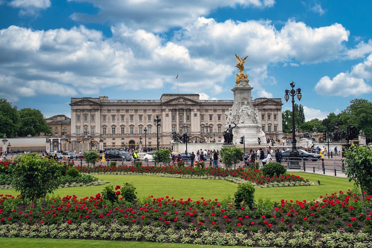 London, palace, nature, architecture, tourism, buckingham palace, gardens, darling, clouds