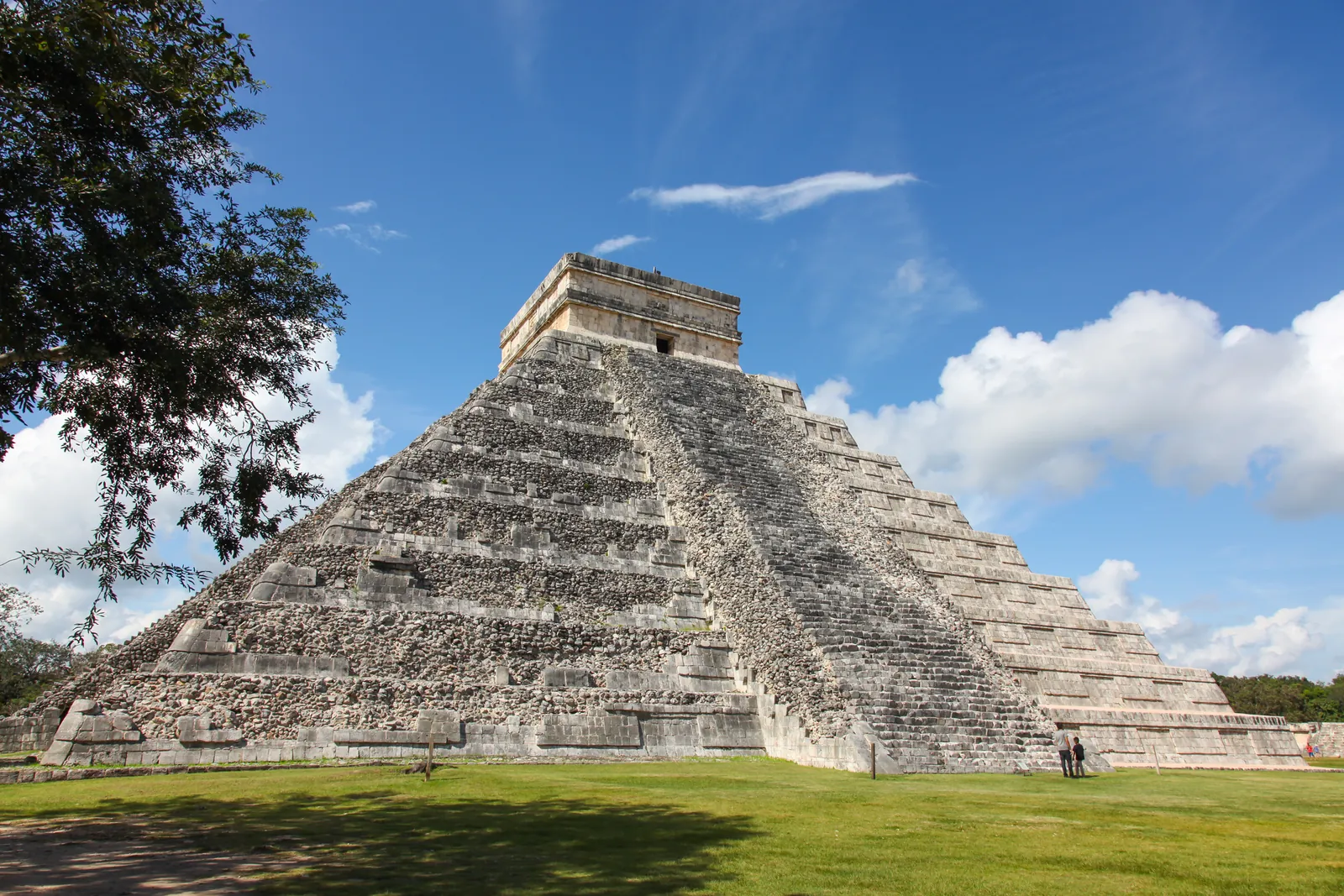 El Castillo, the step pyramid of Chichén Itzá, Yucatán, Mexico