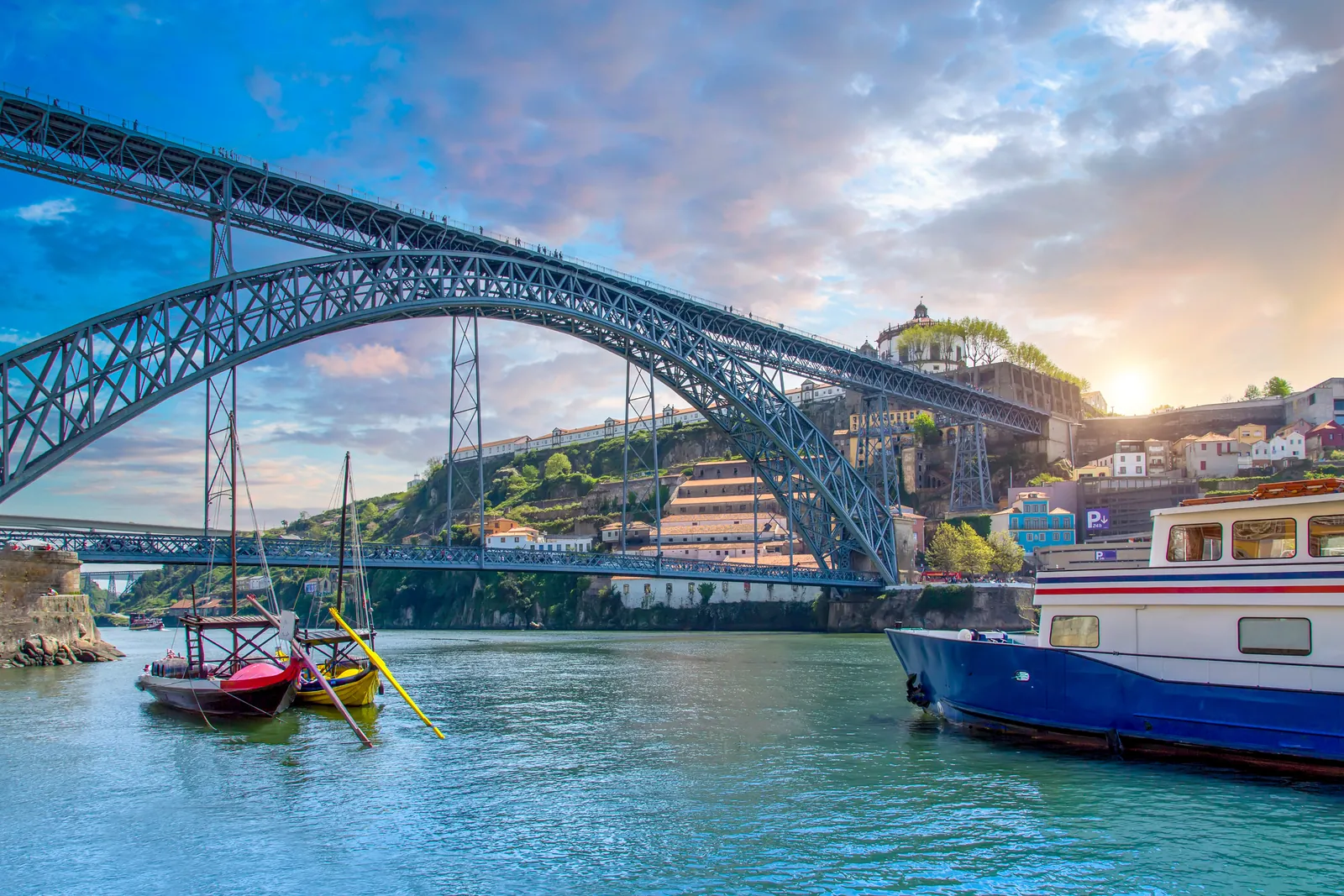 Dom Luís I Bridge over the Douro River in Porto