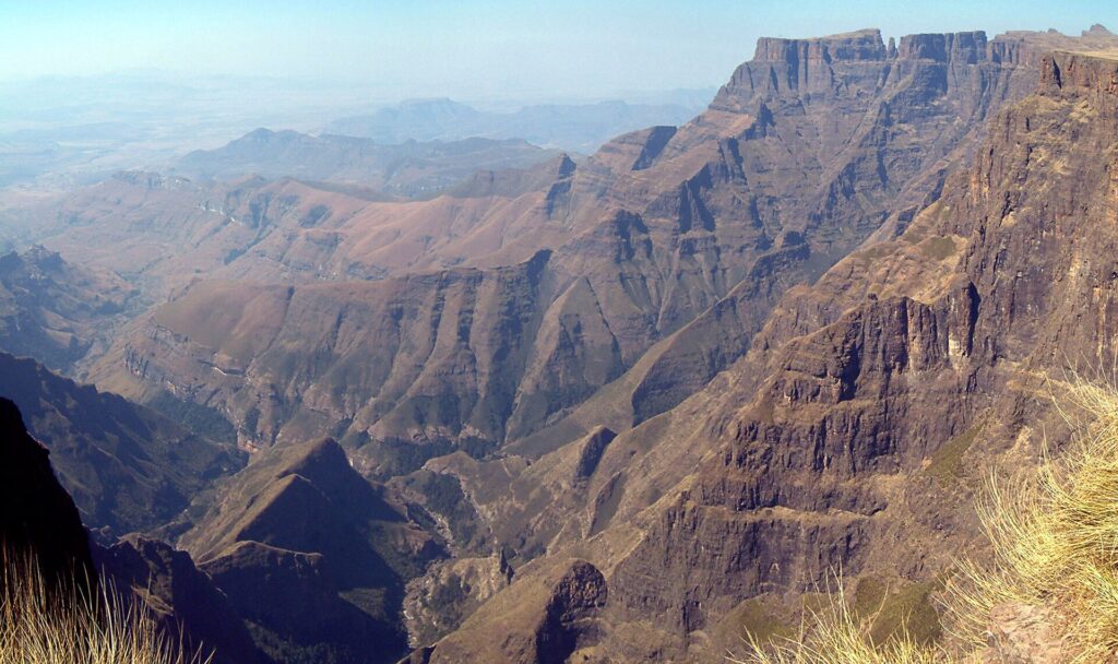 Drakensberg, South Africa: Amphitheatre Drakensberg View