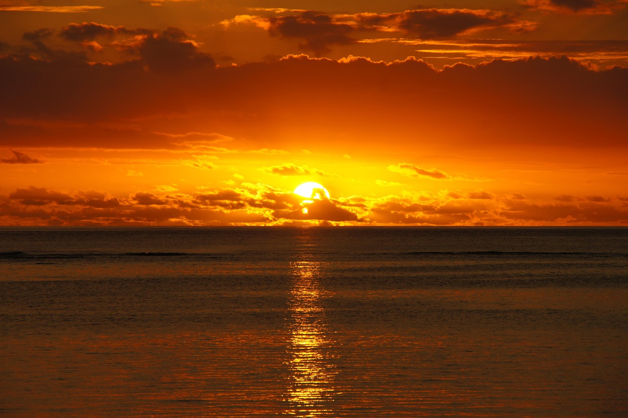 Sunset, sunset lover, sunset pics, sunset wallpaper, sunset background, sundown, setting of the sun, romantic, romantically, romantic mood, evening, evening sky, evening mood, horizon, coast, landscap