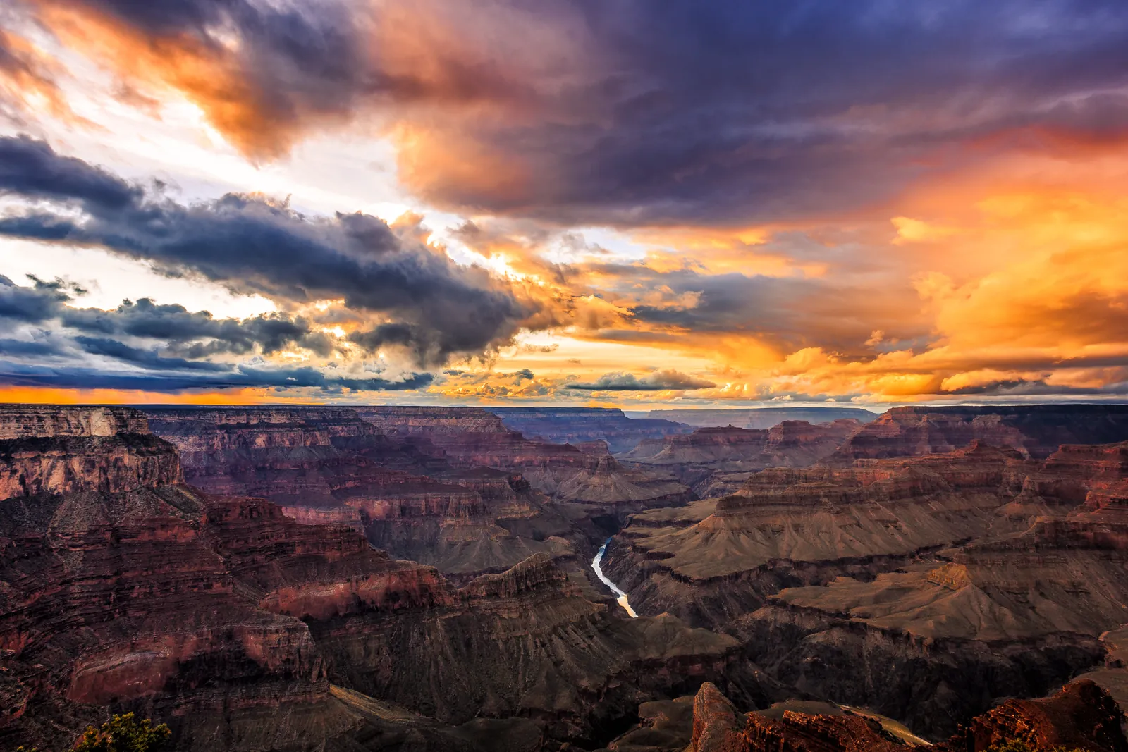 Colourful sunset light over Grand Canyon National Park, Arizona