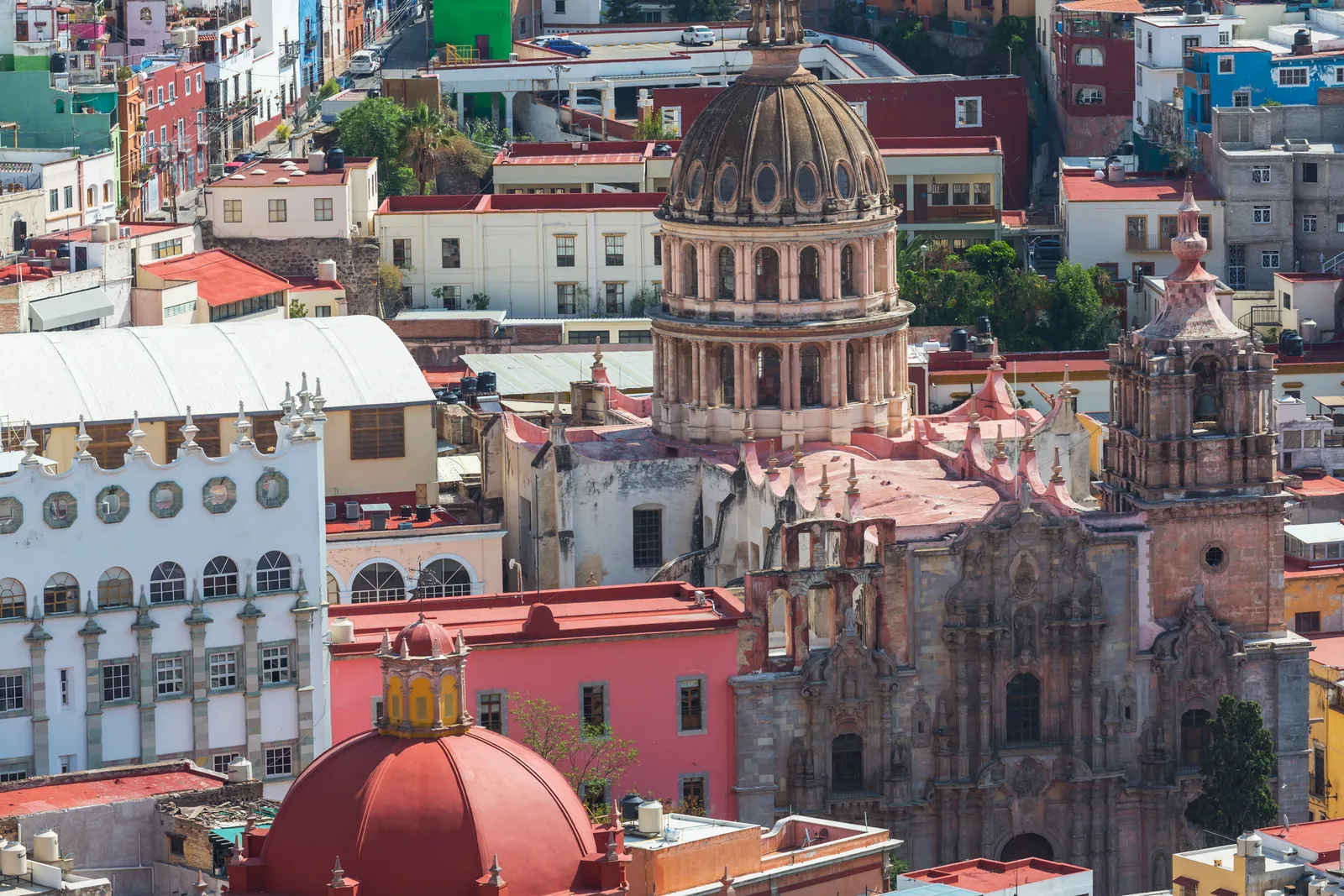The colourful colonial houses and churches of Guanajuato, Mexico