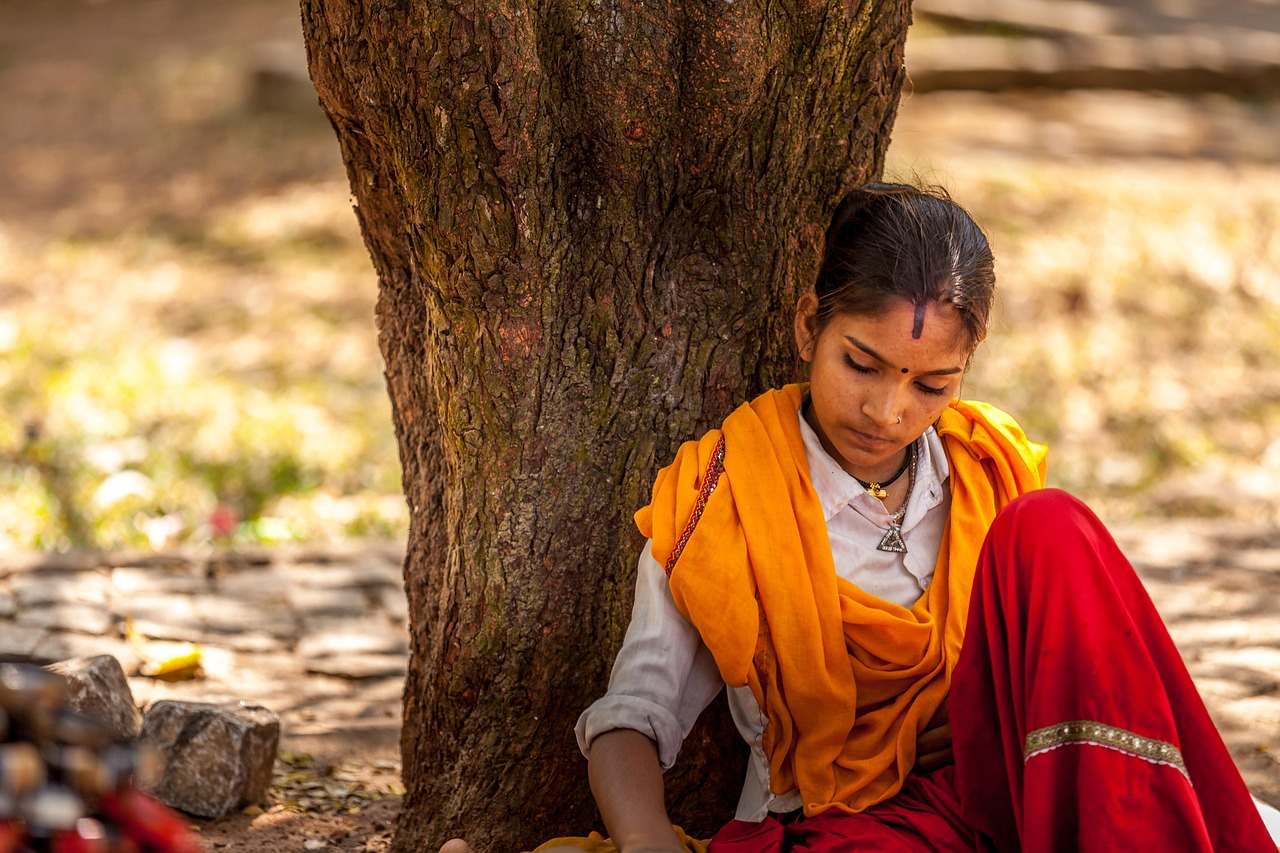 Girl, indian, street market, woman, young, traditional, culture, sitting, hindu, outdoors, kochi, cochin, india, indian, street market, street market, hindu, hindu, hindu, kochi, kochi, kochi, cochin,