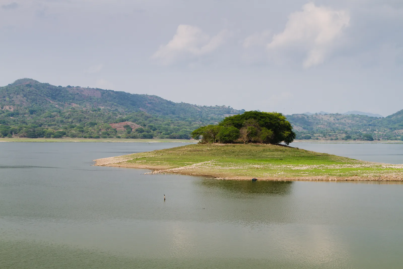 Lake Suchitlan, Suchitoto, El Salvador, Central America