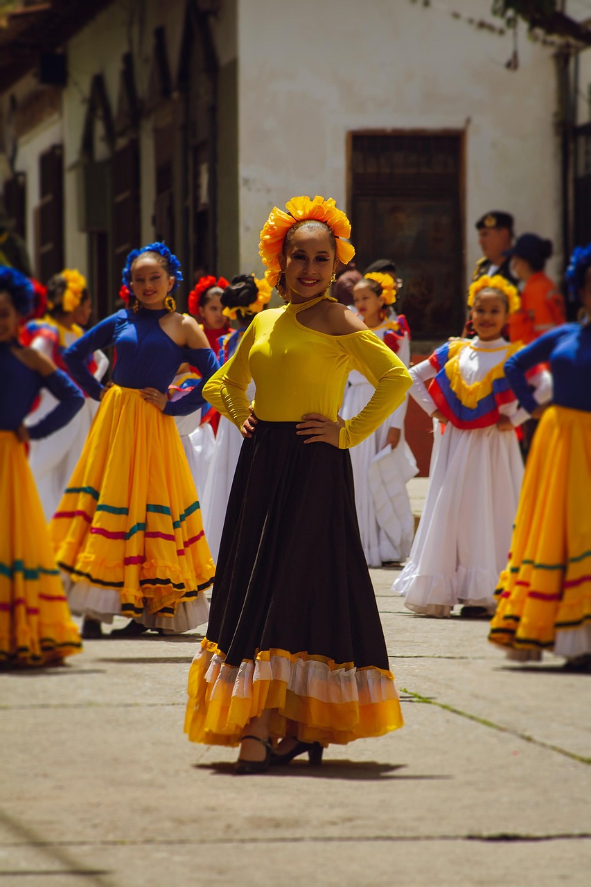 Culture, beauty, road, dance, danza, folklore, mujer, adolescente, colores, vestido, sonriendo, baile, mérida, mérida venezuela