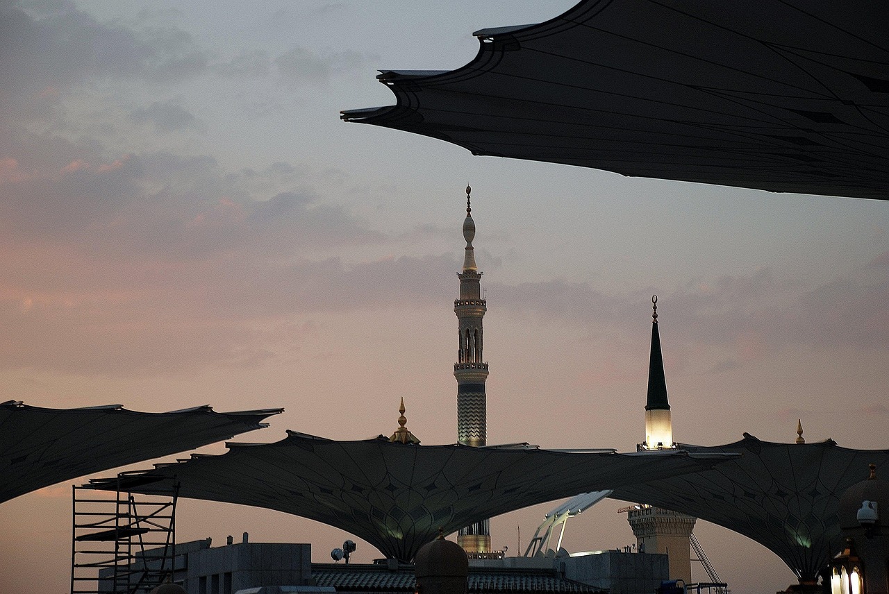 Mecca, statue, buildings, bronze, street statue, nature, street statues, mecca statue, mina, sky