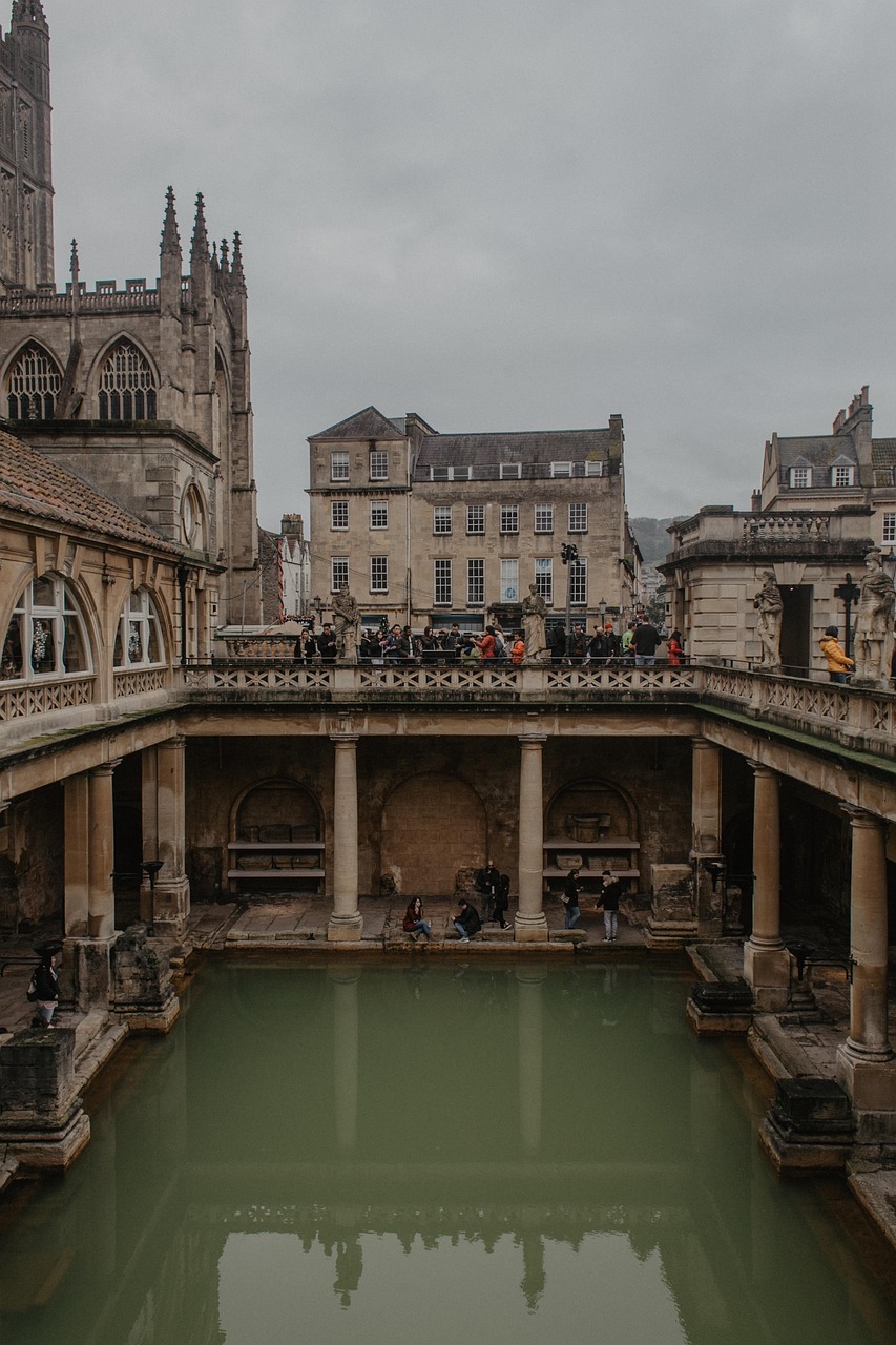 Bath abbey, abbey, roman baths, bath, roman, ancient, historic, heritage, monument, architecture, england, uk, somerset, historical, travel, building, tourism, history, archaeology, archeology, old, a