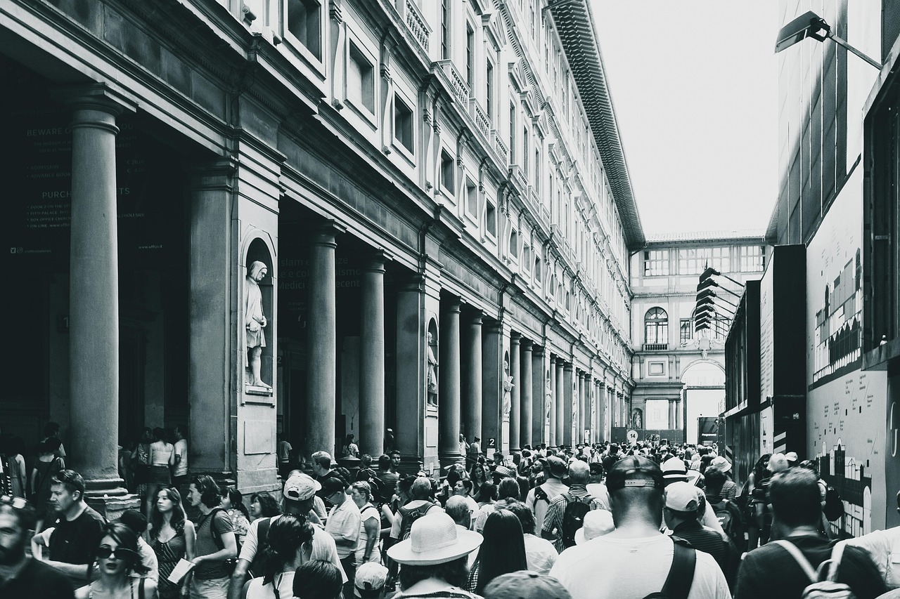 Florence, uffizi square, uffizi gallery, lanzi arches, people, crowds, busy, italy, pedestrians, tourism, b w, uffizi gallery, uffizi gallery, uffizi gallery, uffizi gallery, uffizi gallery, people, p