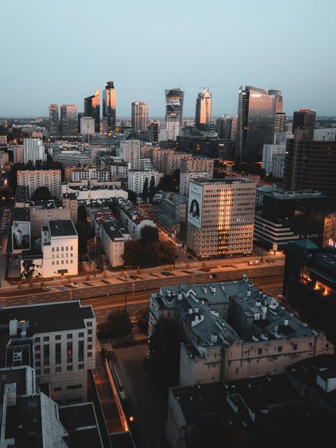 A captivating view of a city skyline with skyscrapers at twilight, enhancing urban elegance.